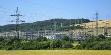 From Traditional to Sustainable: Your Complete Guide to Switching to Solar Power