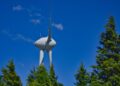 Green Showdown: Solar vs Wind Energy – Which is Better for the Planet?