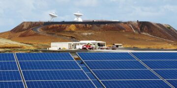 Solar vs Wind Energy: Which is More Cost-Effective for Your Home?