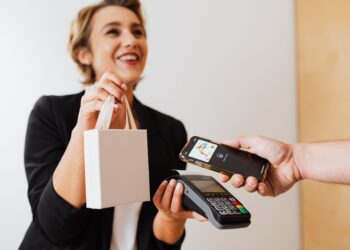 Smart Shopping for Sustainable Living on a Budget: A Beginner’s Guide